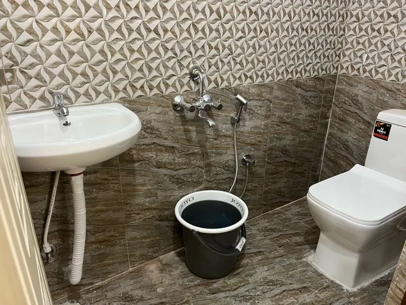 Hostelnest Men’s Co-Living Space in Kondapur Hyderabad | PG Near Gachibowli